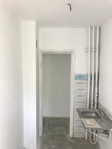 Drumul Taberei Cetatea Histria vanzare 3 camere 2/10, cf 2, de renovat